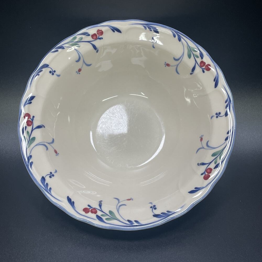 Epoch Berry Grove Large Serving Bowl 9" Diameter Stoneware Floral Leaves Cottage